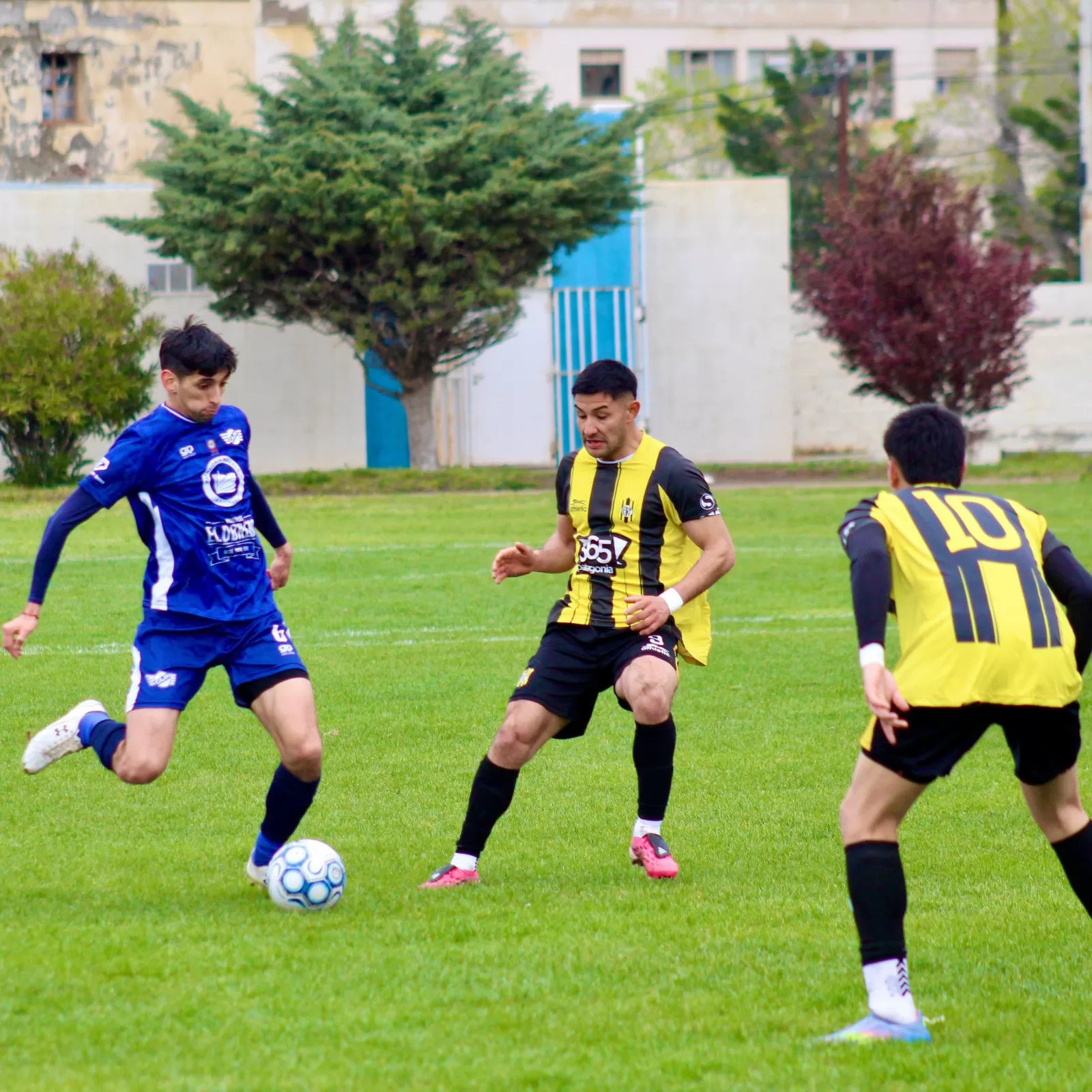 NEWBERY GANÓ Y YA ESTÁ EN LA PRÓXIMA FASE